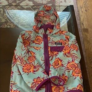 Toddler girls Patagonia Worn Wear Baggies jacket
